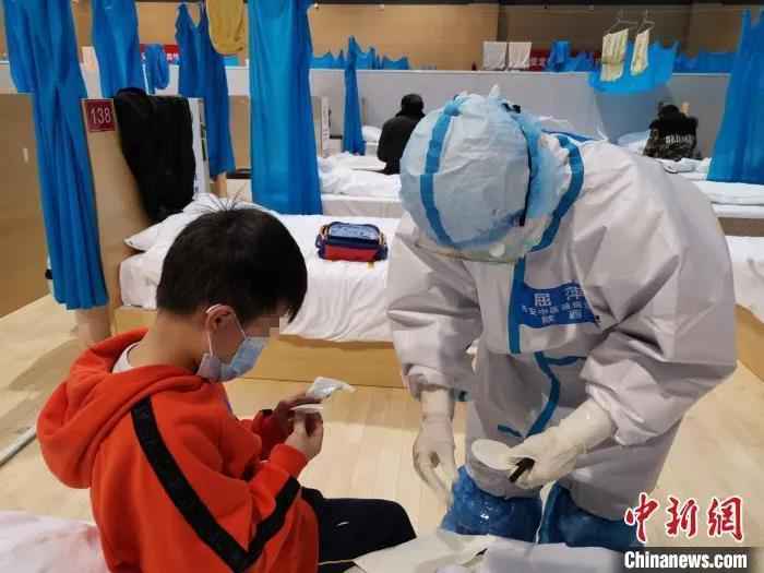  天使，节日快乐！